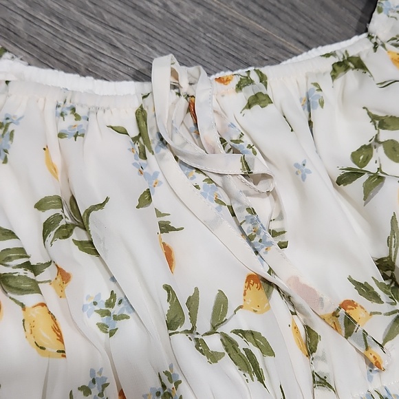 NWOT Japana Rouched Cropped Top - Picture 2 of 8